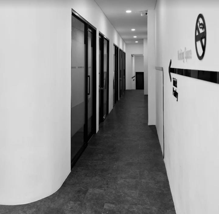 WhatsApp Image 2025-12-04 at 10.44.05 PM (1)